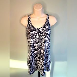 Nike Racer Back Tank Top, Medium.